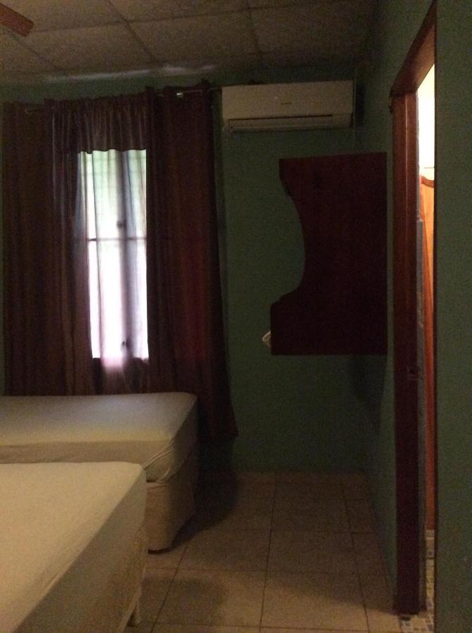 Hostel Guayacan Puerto Armuelles 外观 照片