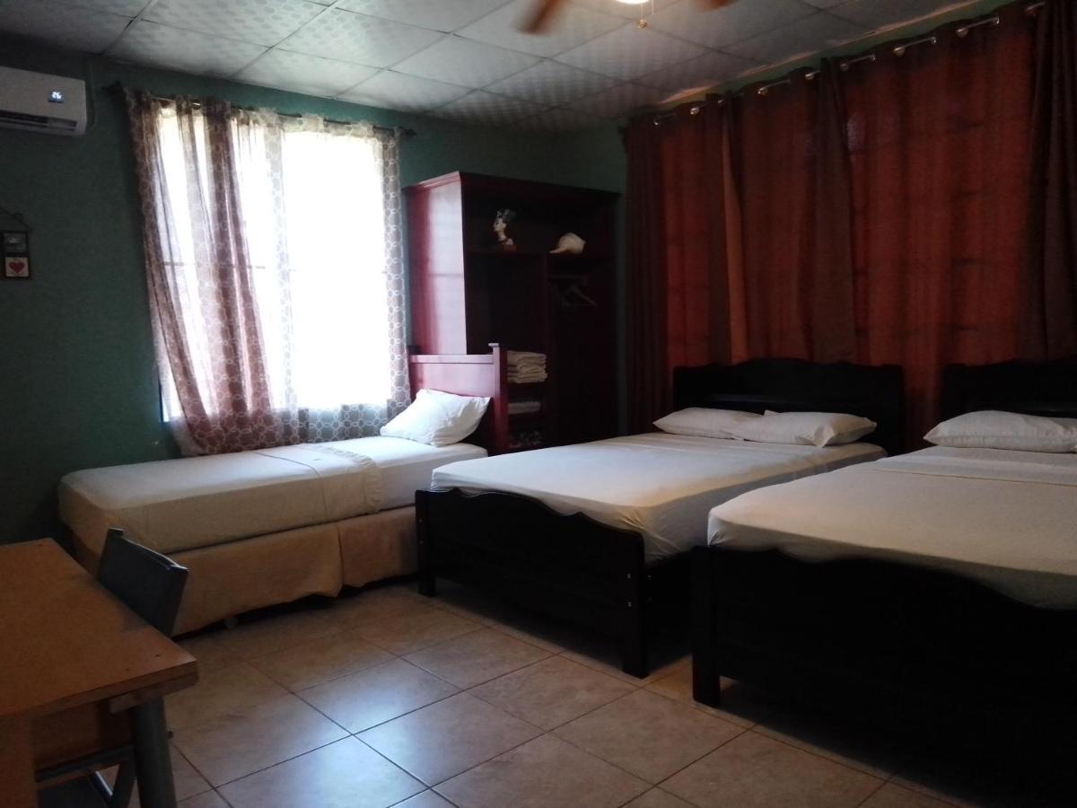 Hostel Guayacan Puerto Armuelles 外观 照片