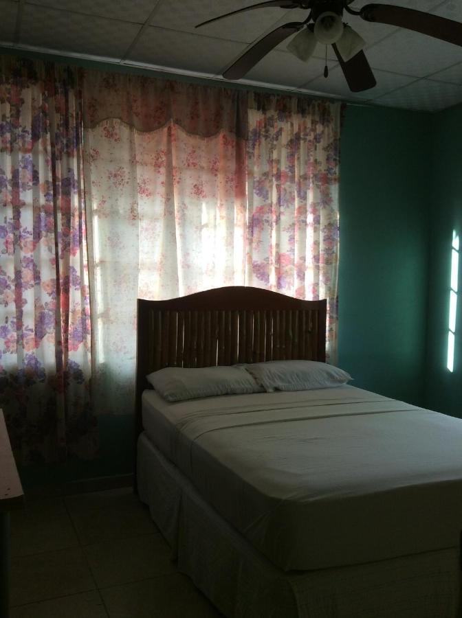 Hostel Guayacan Puerto Armuelles 外观 照片